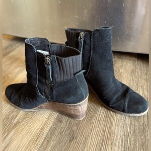 TOMS Wedges - black, size 8.5M